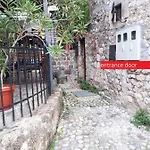 Leon Appartamento Mostar