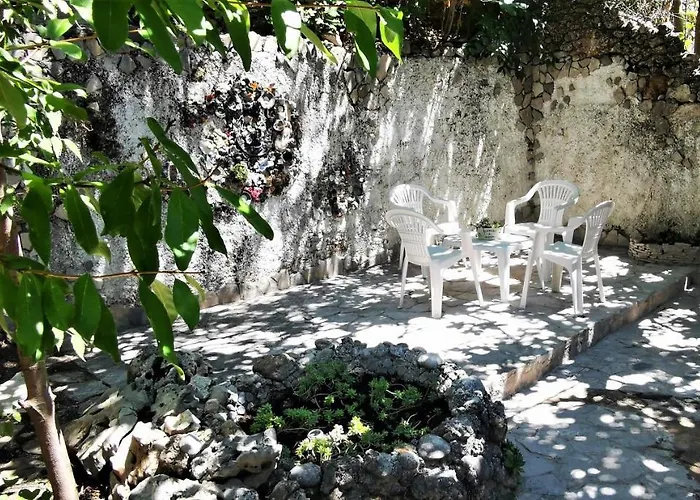 Leon Διαμέρισμα Μόσταρ